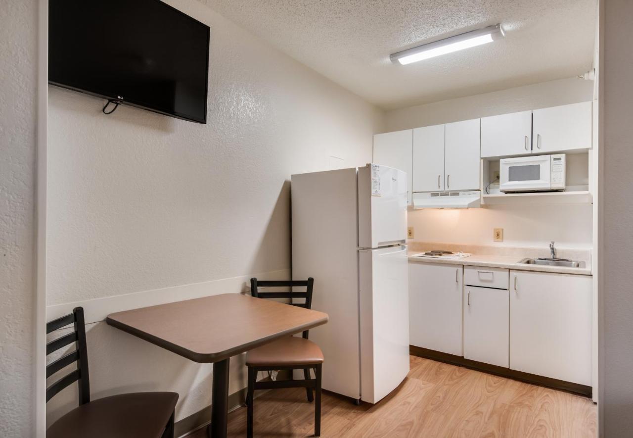 Birch Hill Suites Kansas City - Independence Exteriér fotografie