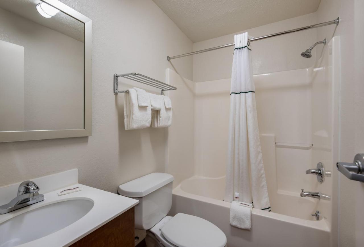Birch Hill Suites Kansas City - Independence Exteriér fotografie