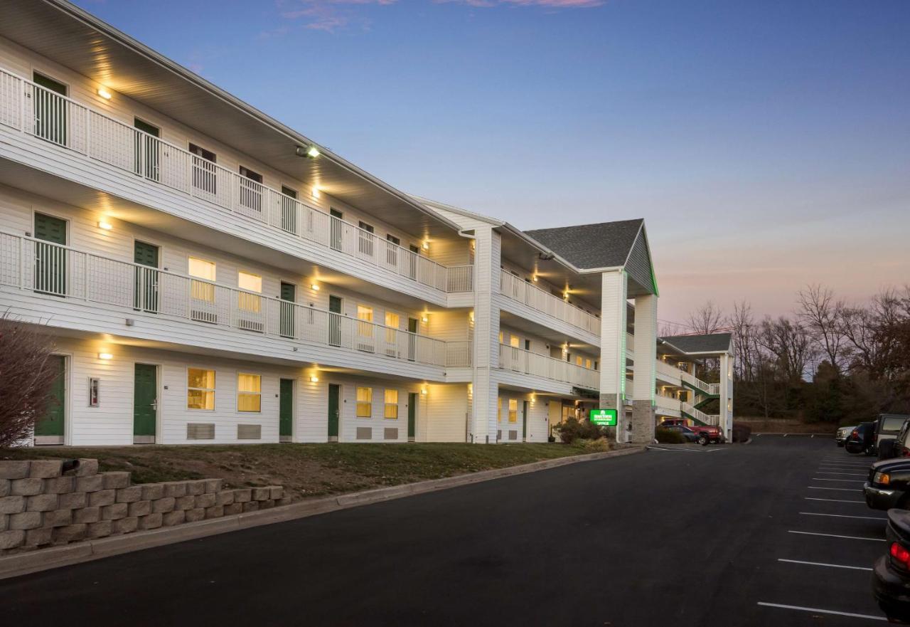 Birch Hill Suites Kansas City - Independence Exteriér fotografie