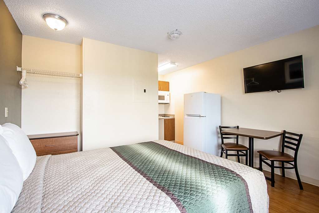 Birch Hill Suites Kansas City - Independence Pokoj fotografie